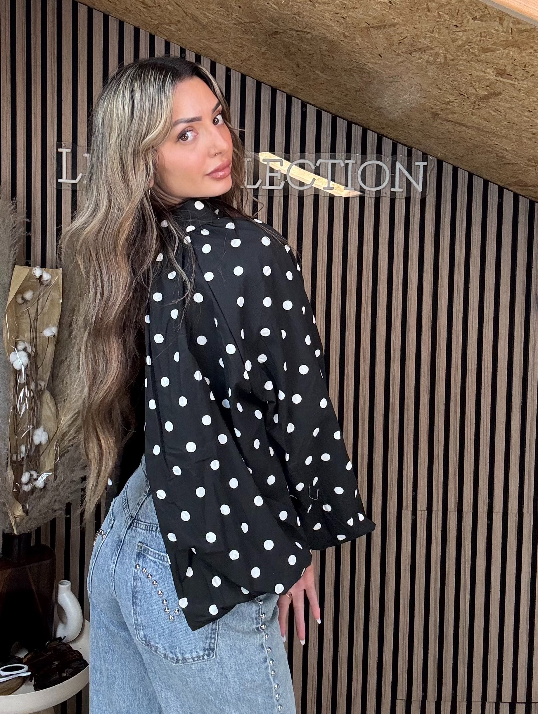 Blouse dos nu à pois