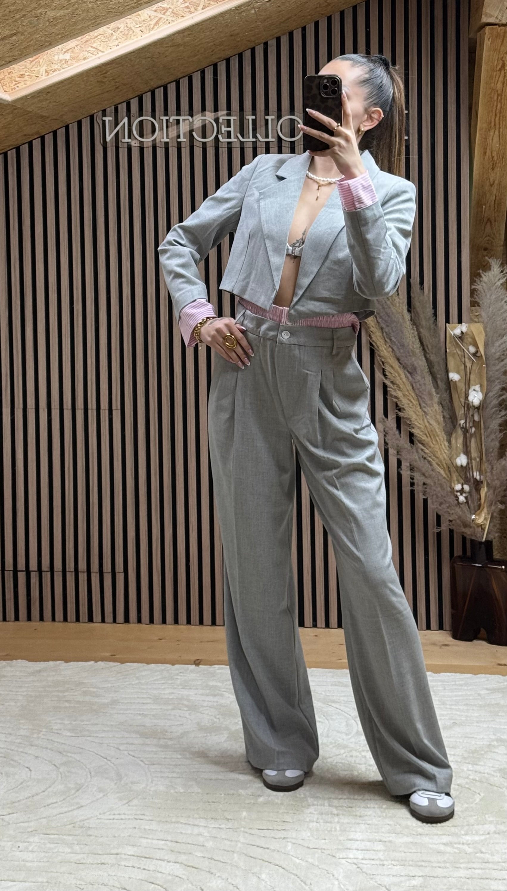 Ensemble Cristina Gris