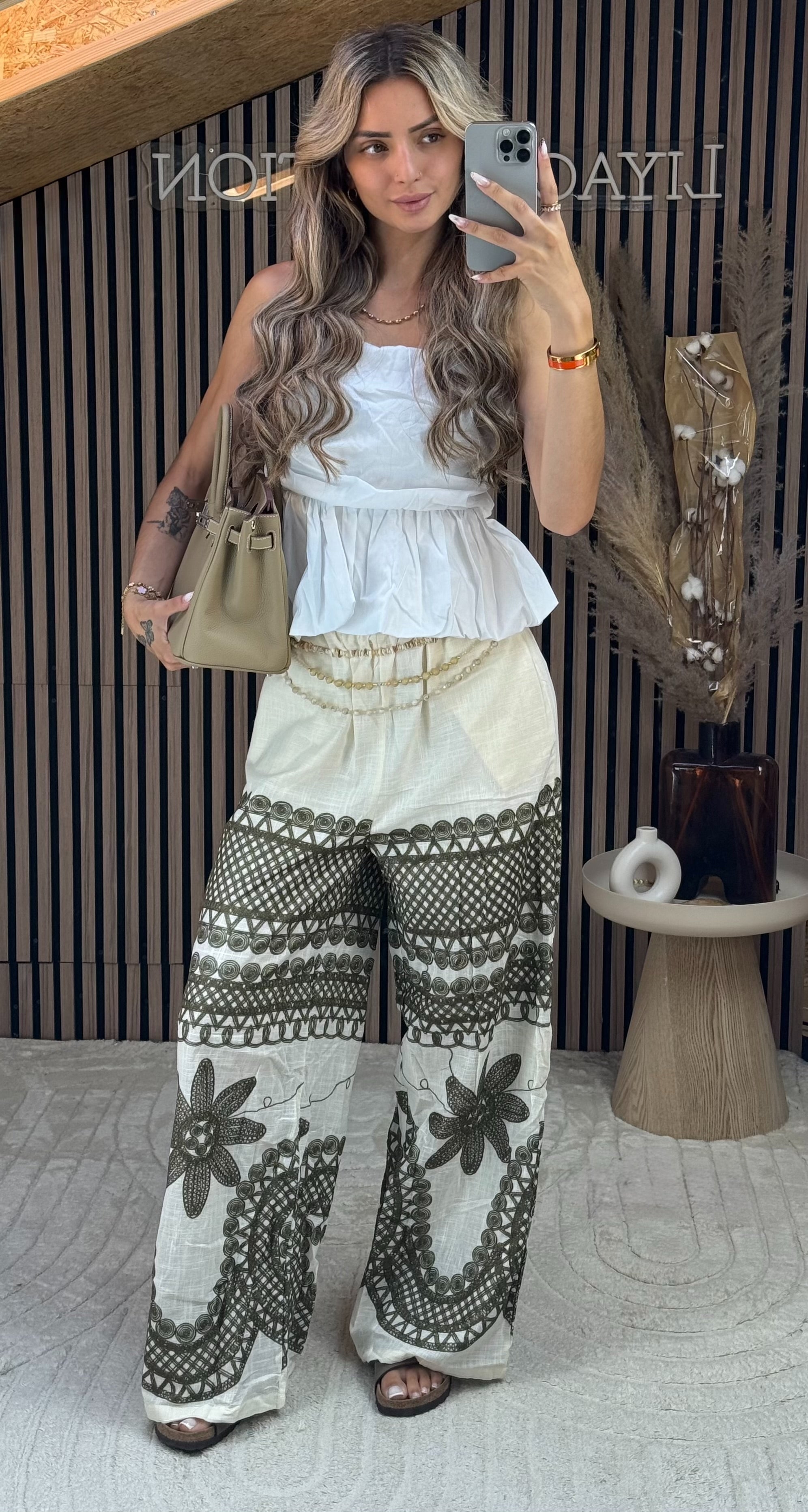 Pantalon brodé kaki