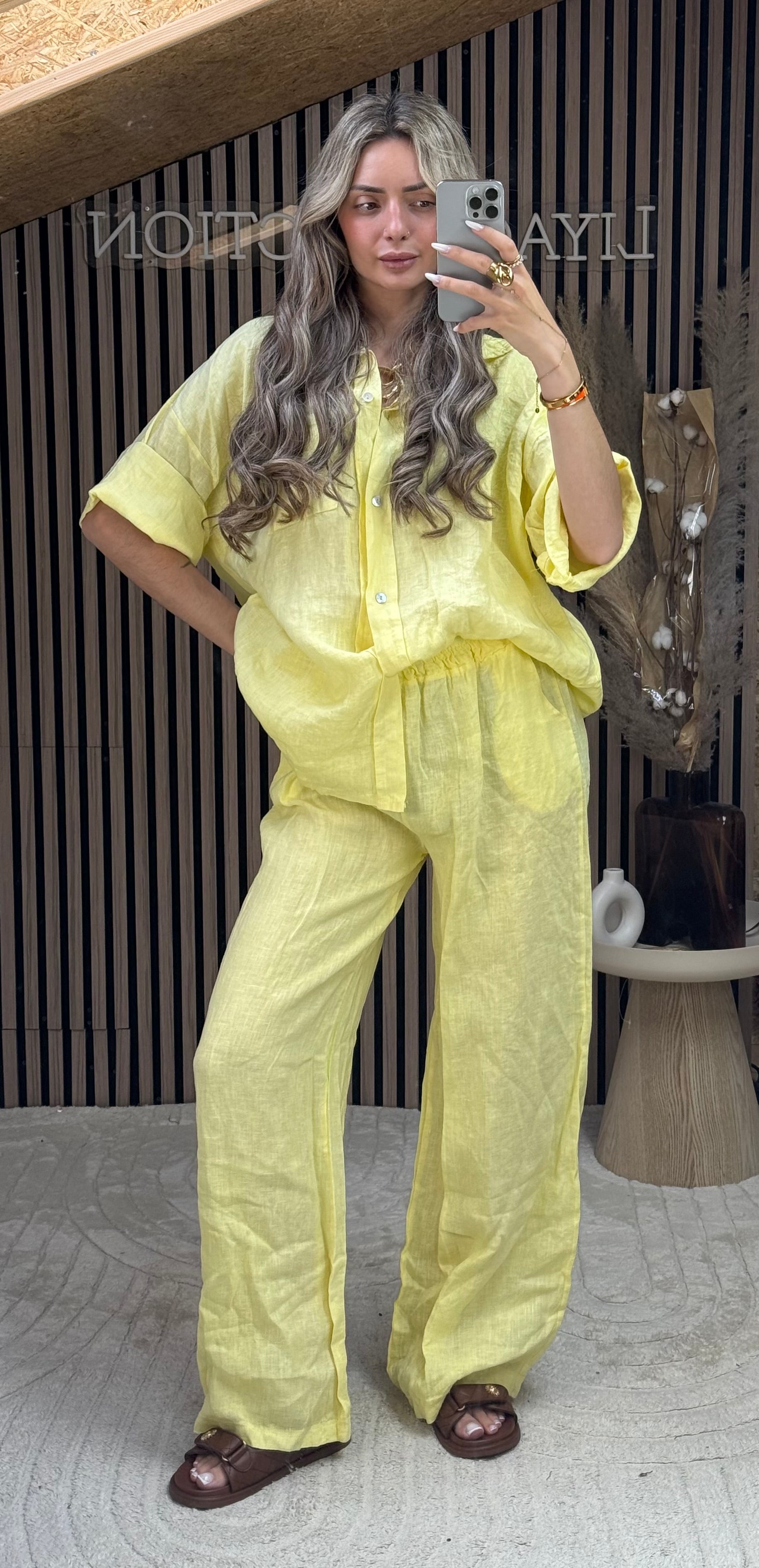 Ensemble en lin jaune
