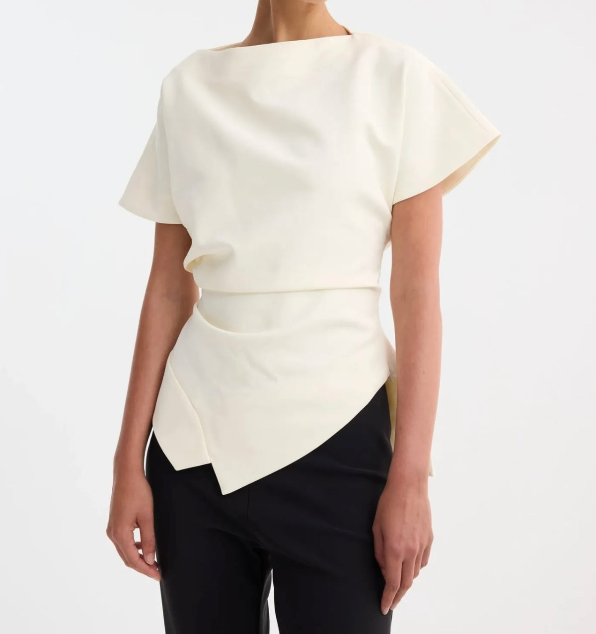 Top asymétrique écru