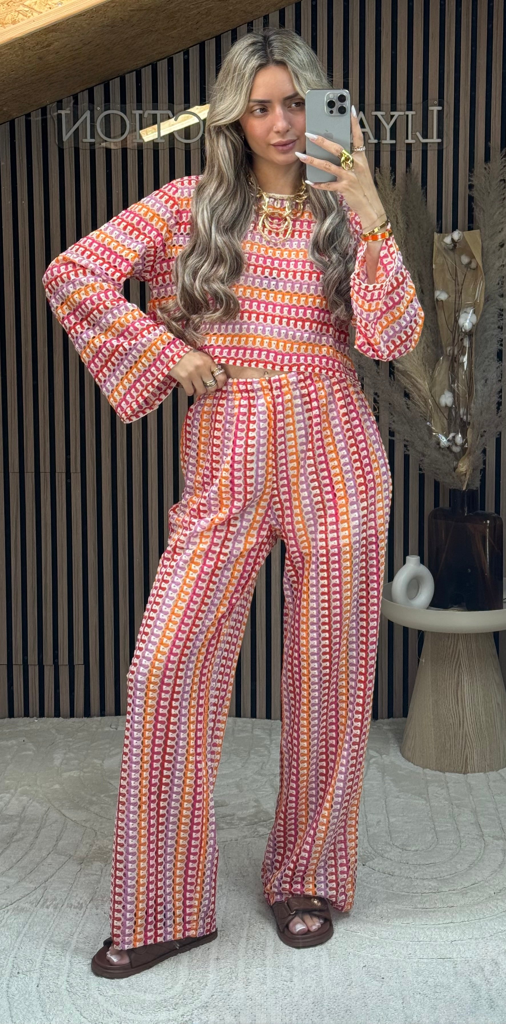 Ensemble crochet rose