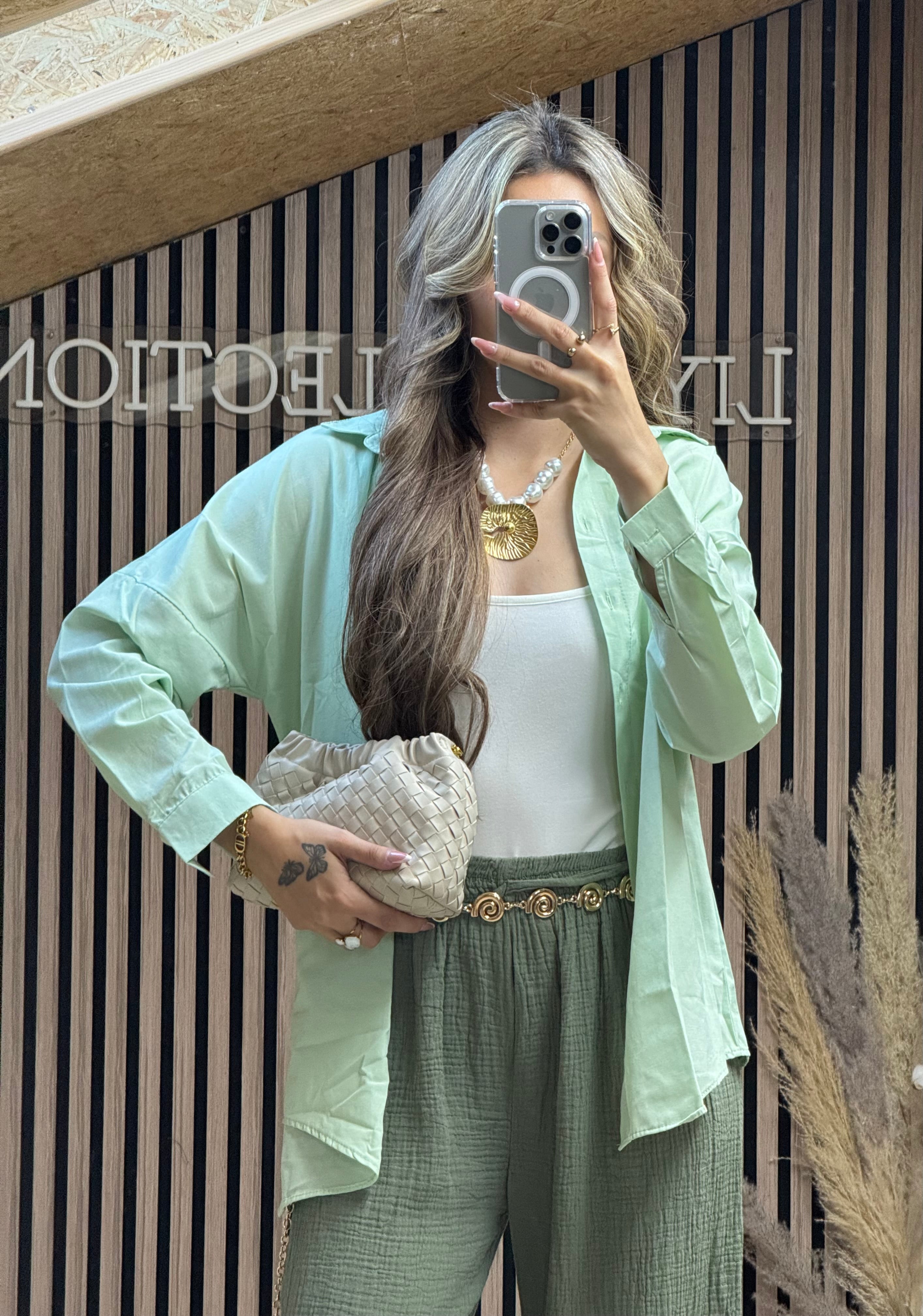 Chemise vert d’eau