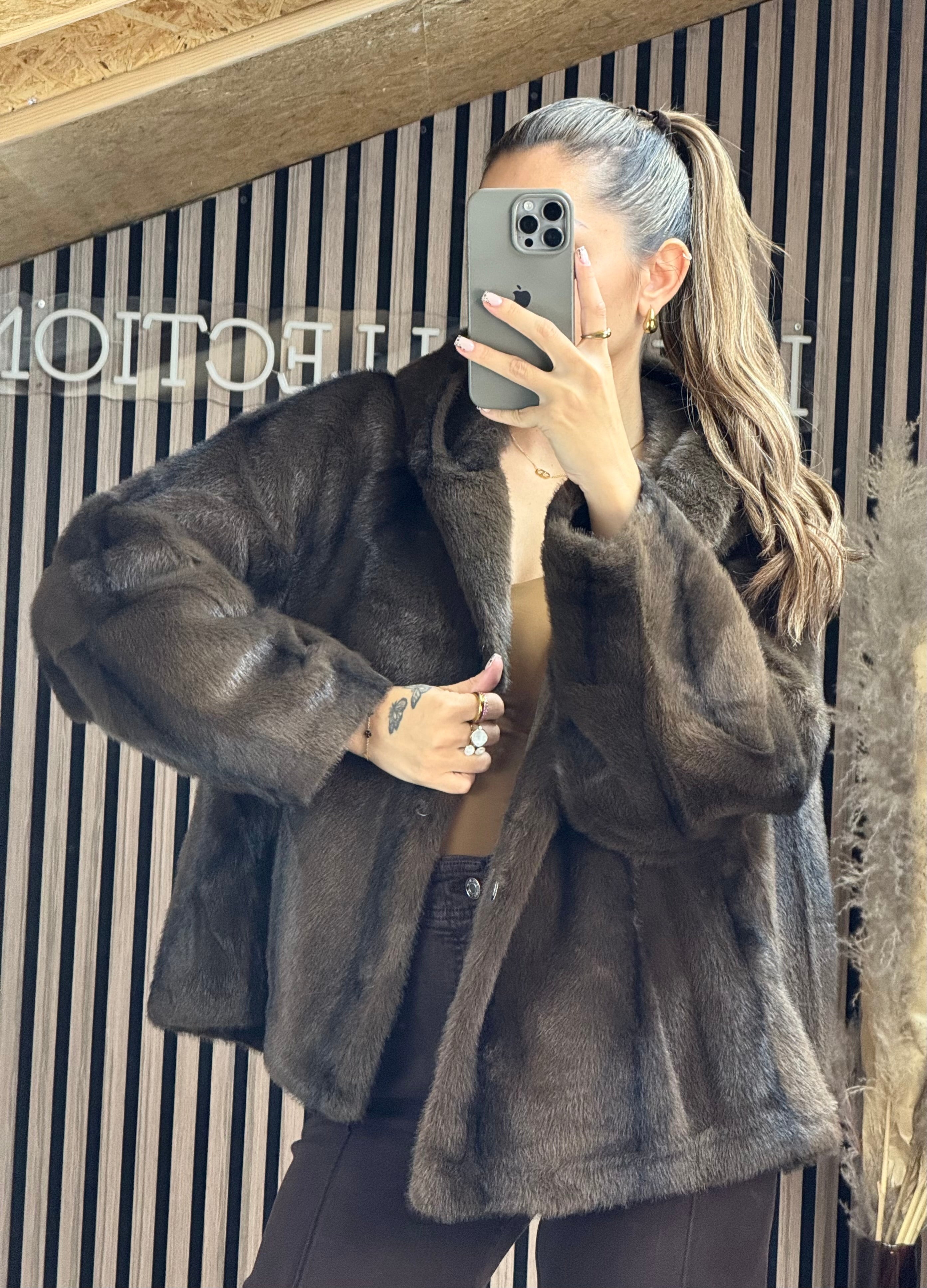 Fourrure à capuche Marron