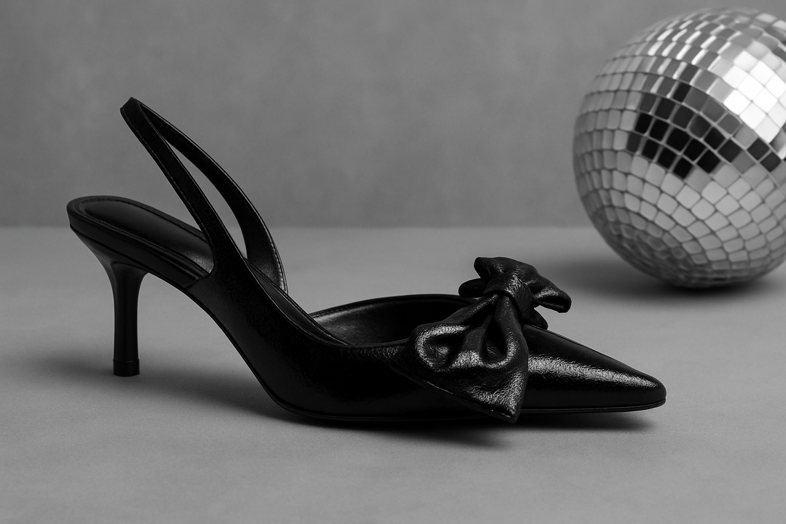 Escarpins à noeud noir